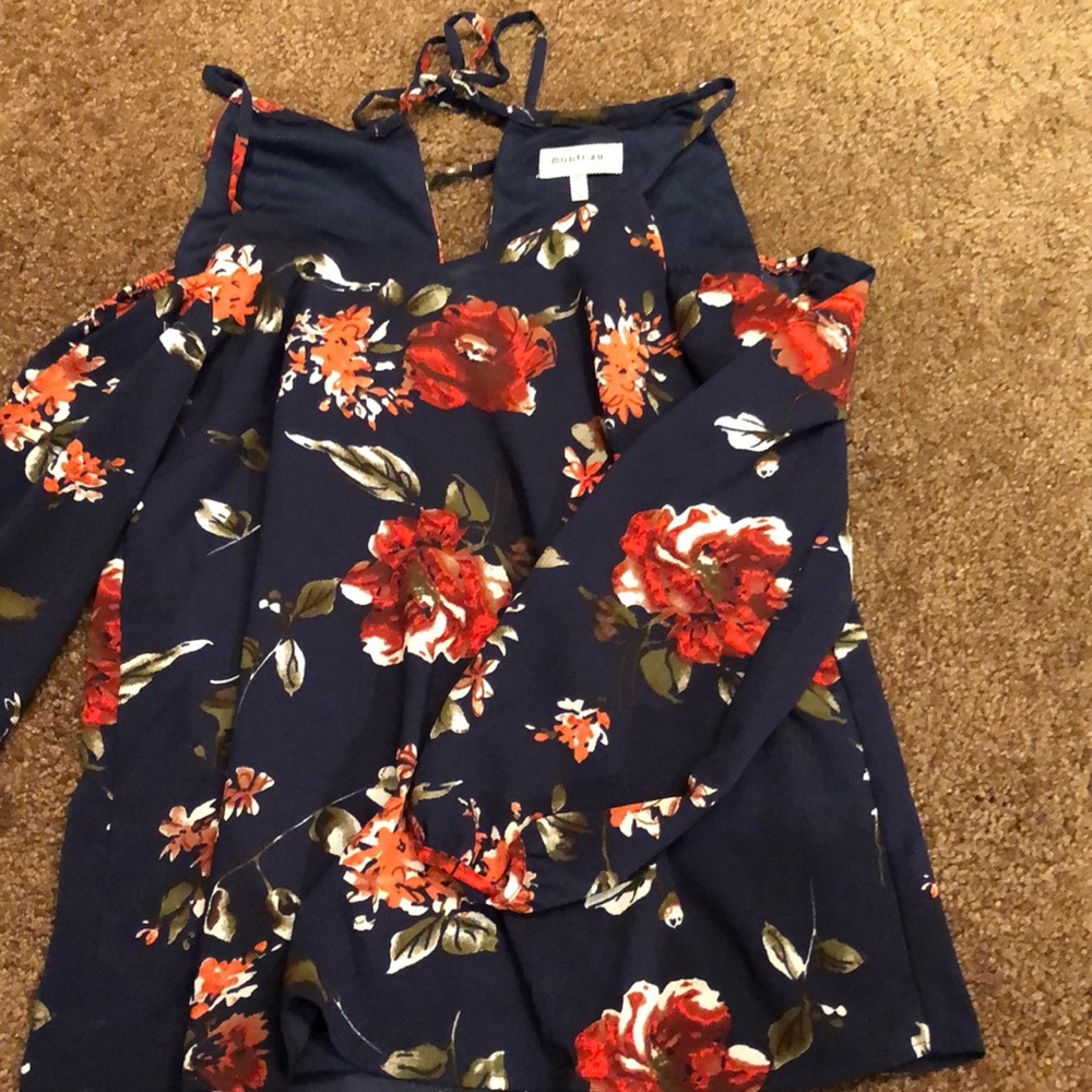 Floral top - Picture 2 of 5